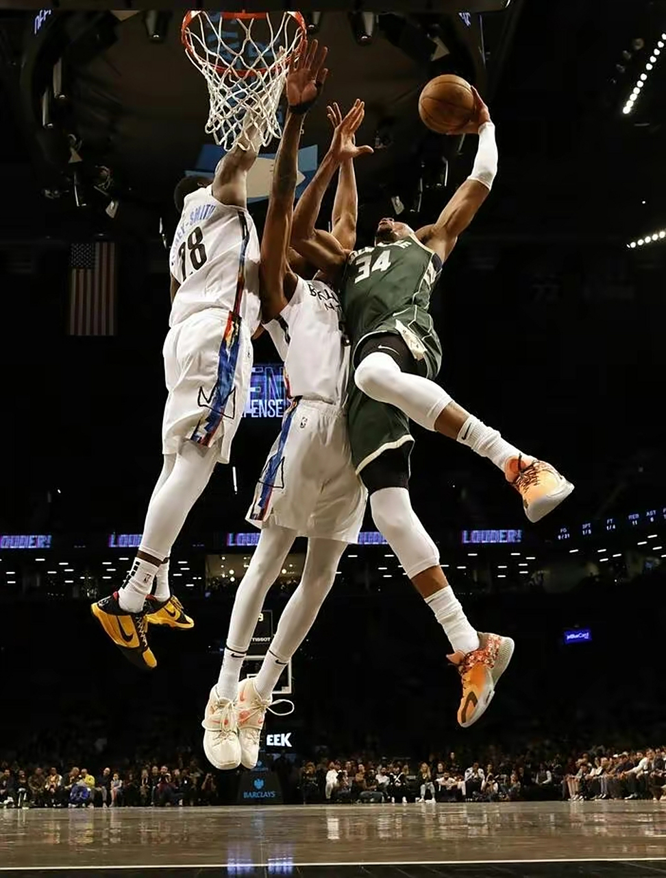 雷速官网-雄鹿主场击败篮网，继续保持全胜记录