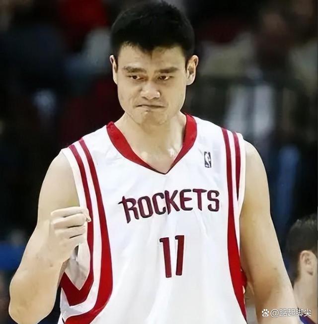 从职业运动员卸任后如何处理心理与情感问题 从职业运动员卸任后如何处理心理与情感问题